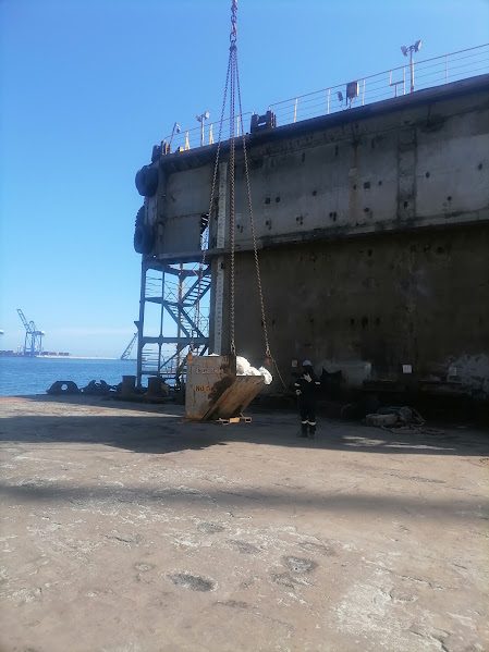 Crane lift at the harbour dry dock